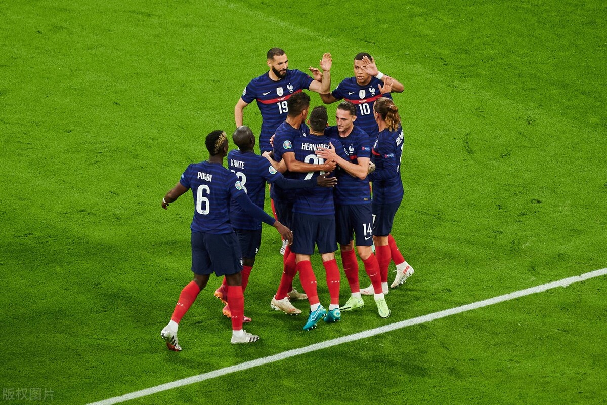 德国VS法国图片(欧洲杯-法国1-0力克德国 胡梅尔斯乌龙 姆巴佩 本泽马进球无效)