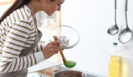 莲藕沙骨汤要煲多久才适合 莲藕沙骨汤要煲需要煲多久才适合