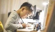 12岁男孩写作业拖拉怎么办 12岁男孩写作业拖拉解决方法