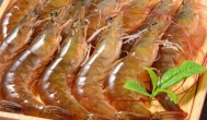 炸虾怎么做好吃又简单 制作油炸大虾的方法