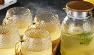 水杯上的蜂蜡怎么去掉 蜂蜜蜡粘杯子怎么洗