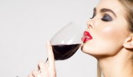 葡萄酒存放多久变质 葡萄酒保存多长时间不坏