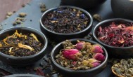 晒干的茶叶可以浇花吗 茶叶可以当肥料养花吗