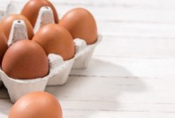 腌制咸鸡蛋怎么做好吃又嫩 腌制咸鸡蛋的做法