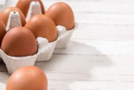 鲜鸡蛋放冰箱保存方法 鲜鸡蛋放冰箱如何保存