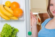 冰箱一般存放多少食物更省电 冰箱省电的小窍门