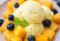 芒果酸奶冰淇淋的做法 芒果酸奶冰淇淋的做法介绍