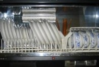 消毒碗柜的正确清洗方法 消毒碗柜的正确清洗方法是什么