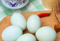 鸭蛋糯米饭怎么做 鸭蛋糯米饭的做法