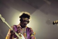 Jimi Hendrix家族公司和洛杉矶Libertine推出奢侈服装胶囊系列