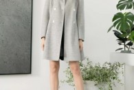 AESOMINO衣莎美诺女装2018冬季新款 时髦精凹造型