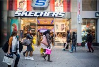 Skechers第一季度在北美意外“搁浅”，股价大跌逾10%