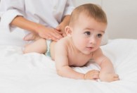 如何选婴儿床 选婴儿床的方法