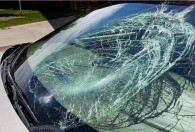 车玻璃碎了有什么兆头 车玻璃碎了有哪些兆头