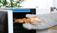 冰箱食物微波炉加热多久 冰箱食物微波炉加热多长时间