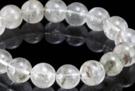 水晶石佩戴禁忌与保养方法 关于水晶石佩戴禁忌与保养方法