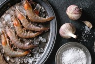 空气炸锅焗罗氏虾多长时间 空气炸锅炸虾需要的时间